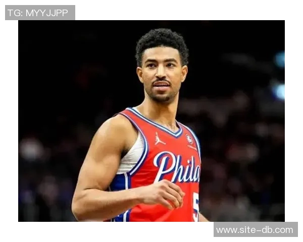 格莱姆斯状态低迷却依然贡献全面数据13投5中收获12分5篮板6助攻