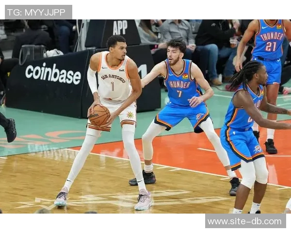 维拉纽瓦盛赞文班表现已跻身联盟前五未来潜力令人期待 维拉纽瓦盛赞文班表现已跻身联盟前五未来潜力令人期待