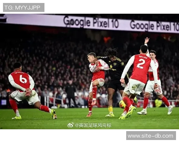 多尔古在对阵阿森纳的比赛中轰出世界波荣膺曼联最佳球员称号 多尔古在对阵阿森纳的比赛中轰出世界波荣膺曼联最佳球员称号