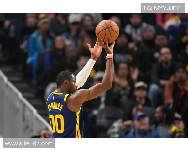 斯波称赞哈克斯本赛季表现稳定期待他展现神奇能力助球队逆转局势